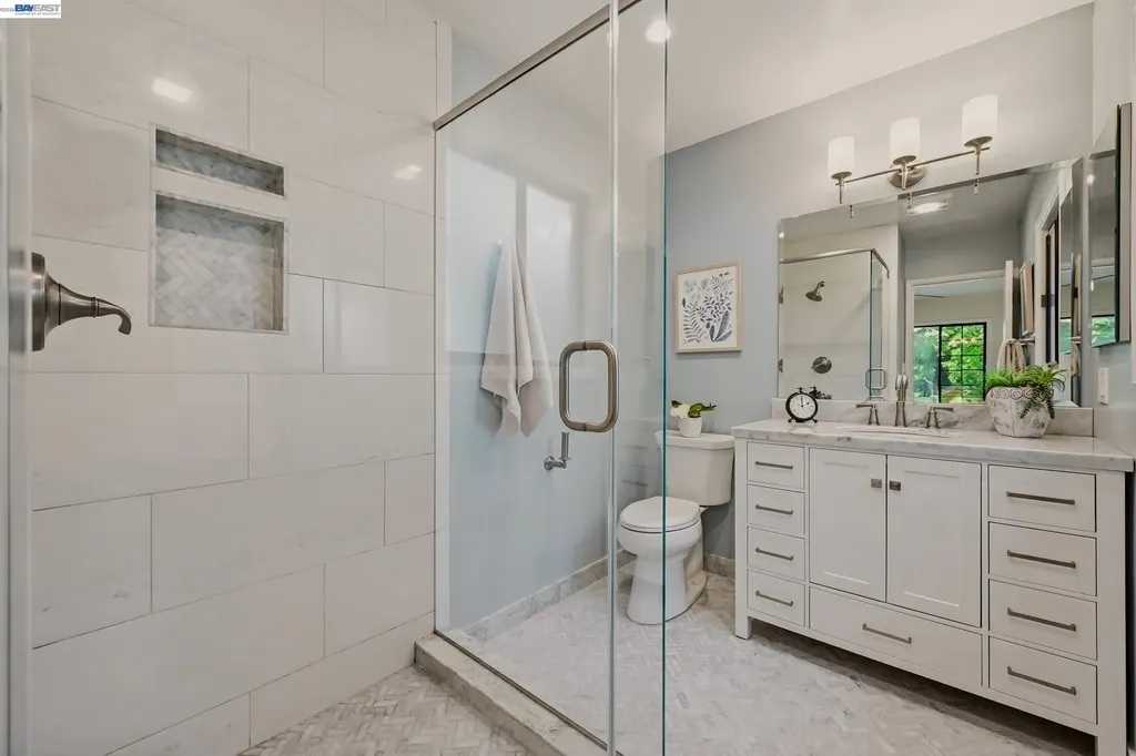 4880 Mancini Drive Castro Valley CA 94546