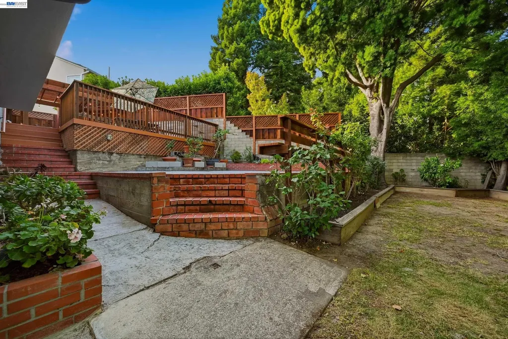 4880 Mancini Drive Castro Valley CA 94546