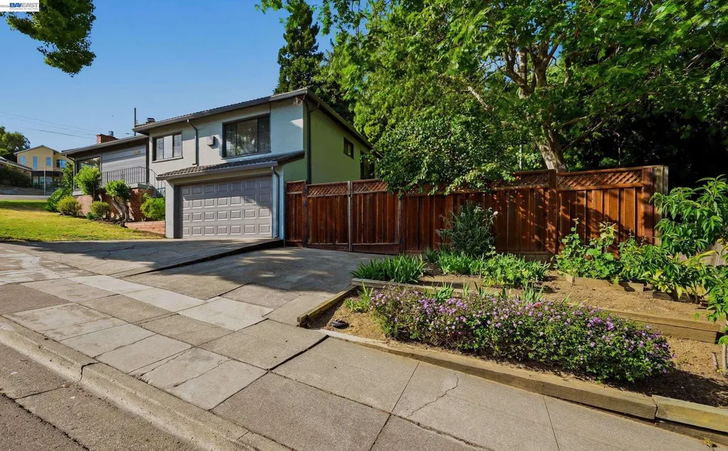 4880 Mancini Drive Castro Valley CA 94546