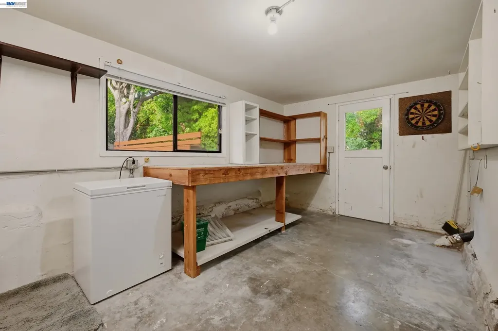4880 Mancini Drive Castro Valley CA 94546