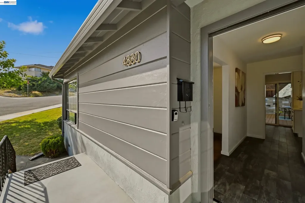 4880 Mancini Drive Castro Valley CA 94546