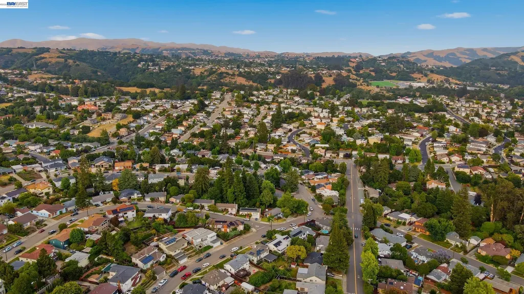 4880 Mancini Drive Castro Valley CA 94546