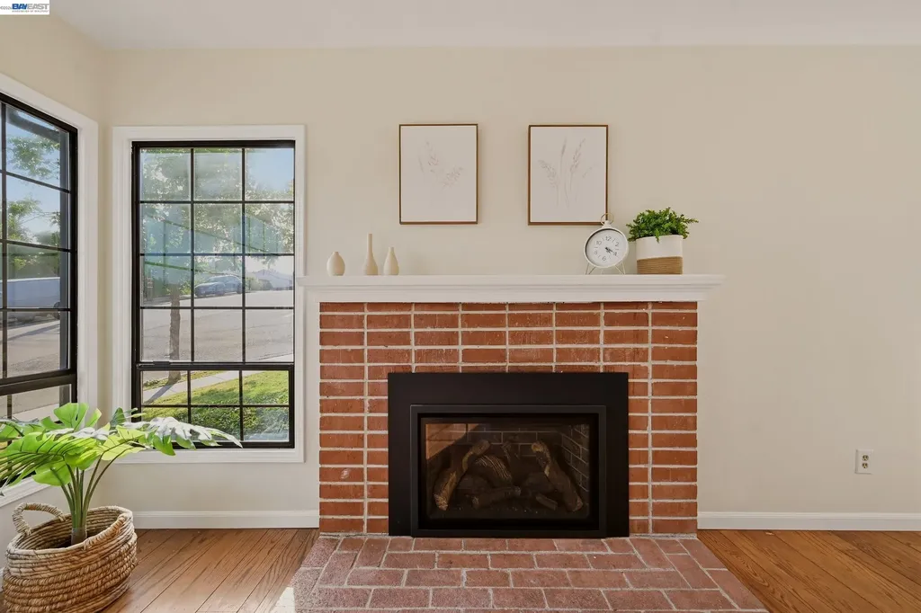 4880 Mancini Drive Castro Valley CA 94546