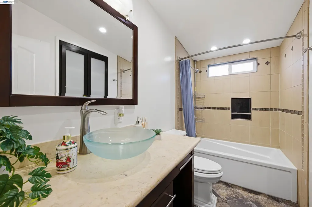 97 Gresel Street Hayward CA 94544