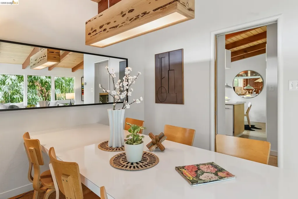 1963 Arrowhead Drive Oakland CA 94611