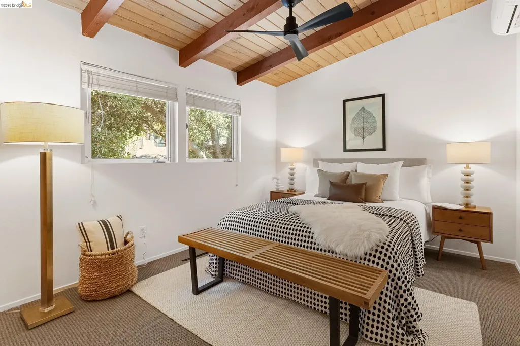1963 Arrowhead Drive Oakland CA 94611