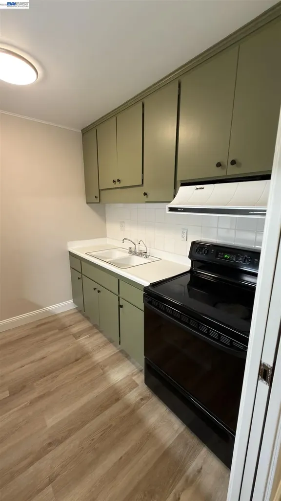 1327 Webster Street Alameda CA 94501