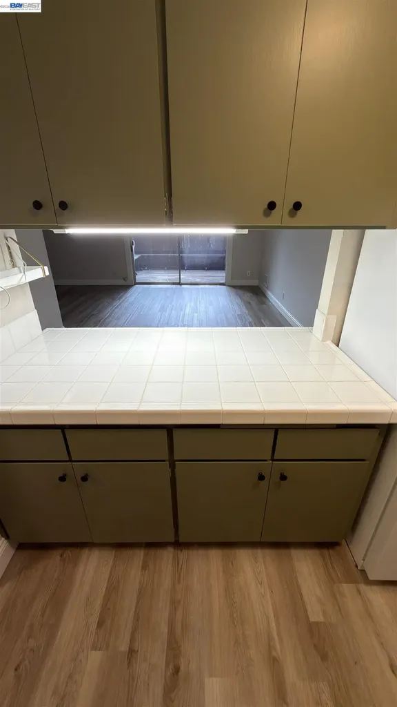 1327 Webster Street Alameda CA 94501
