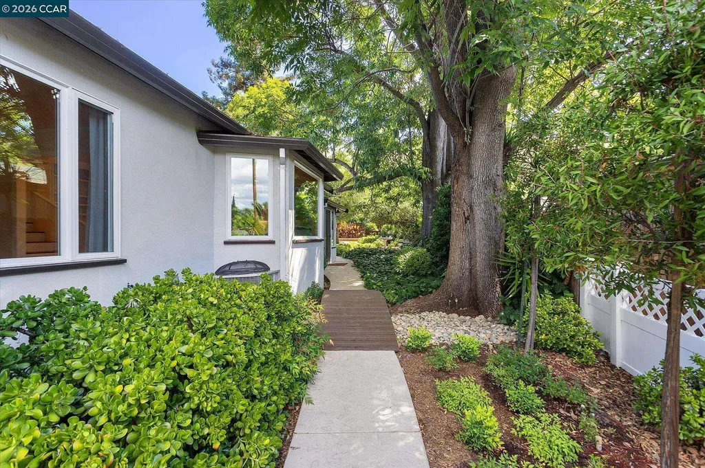 246 Wellington Avenue Concord CA 94520