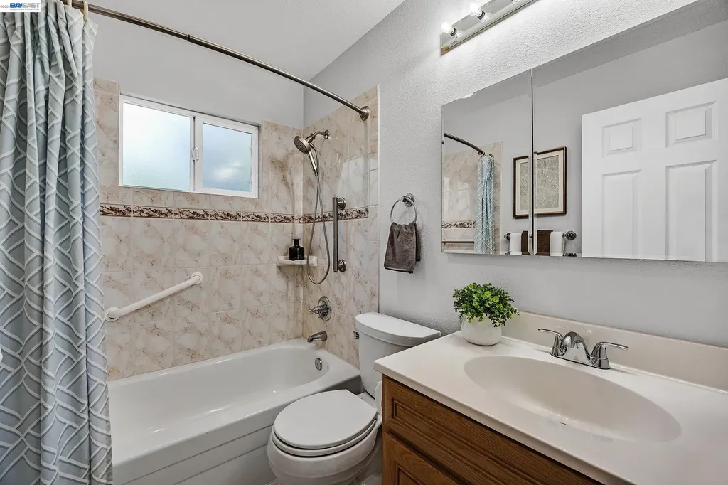 1798 Hartnell Street Union City CA 94587