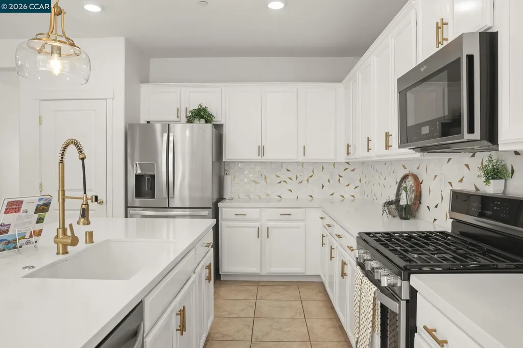 5600 Salado Creek Lane Antioch CA 94531