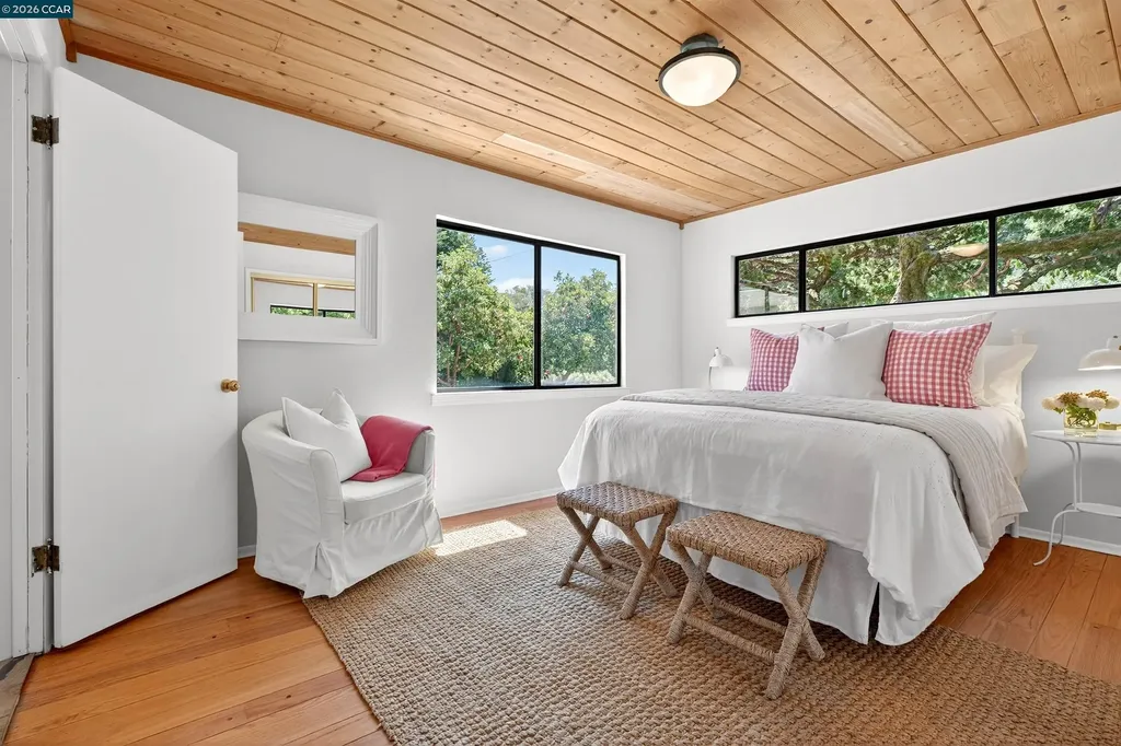 90 Loma Vista Drive Orinda CA 94563