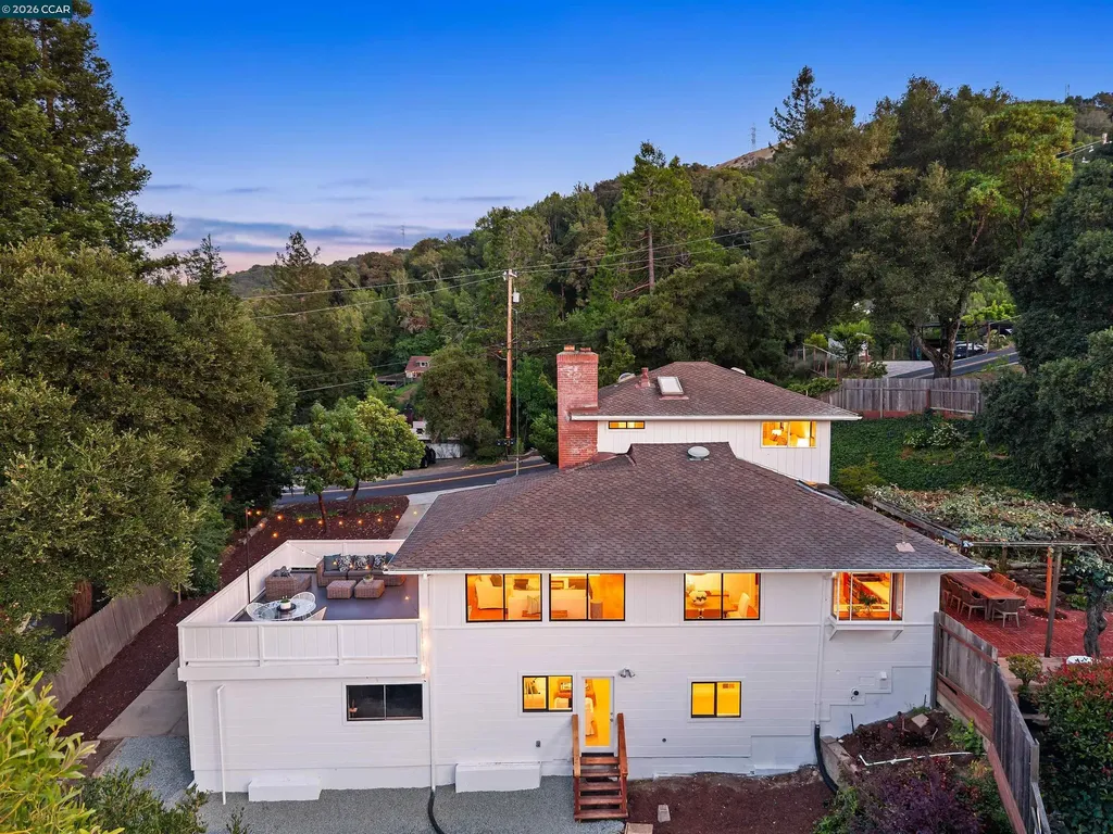 90 Loma Vista Drive Orinda CA 94563