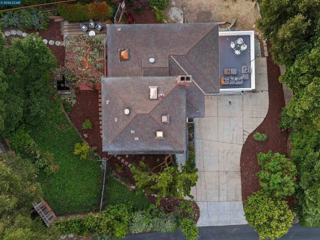 90 Loma Vista Drive Orinda CA 94563
