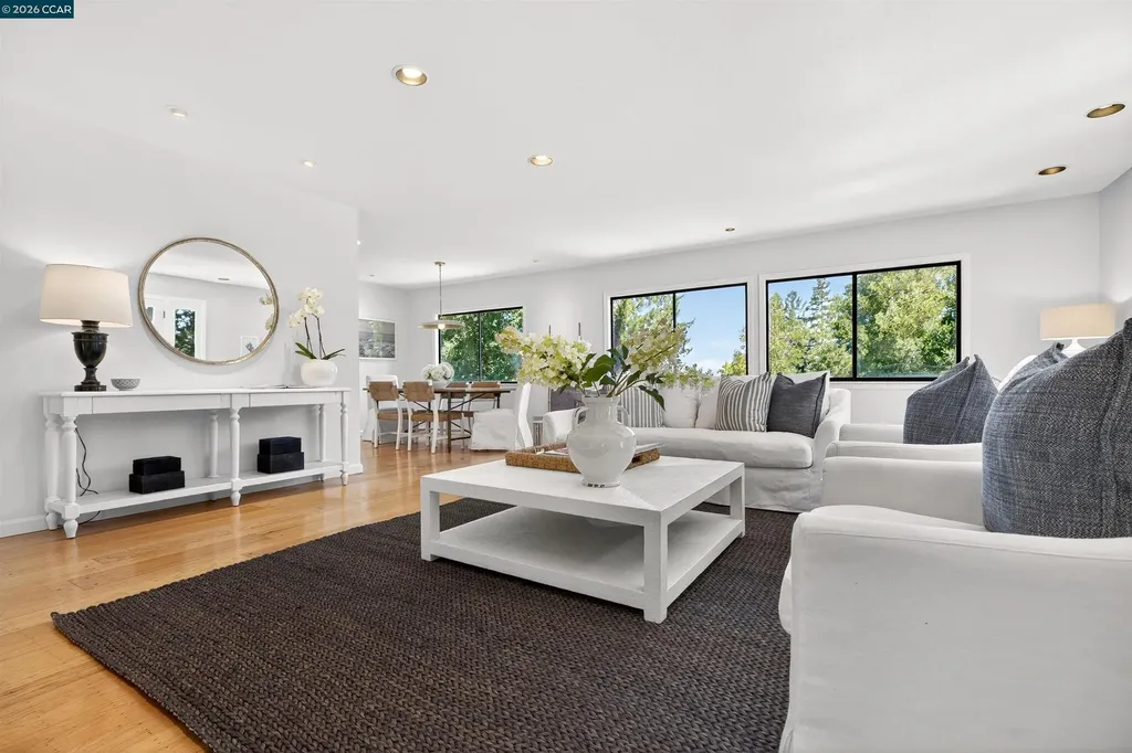 90 Loma Vista Drive Orinda CA 94563