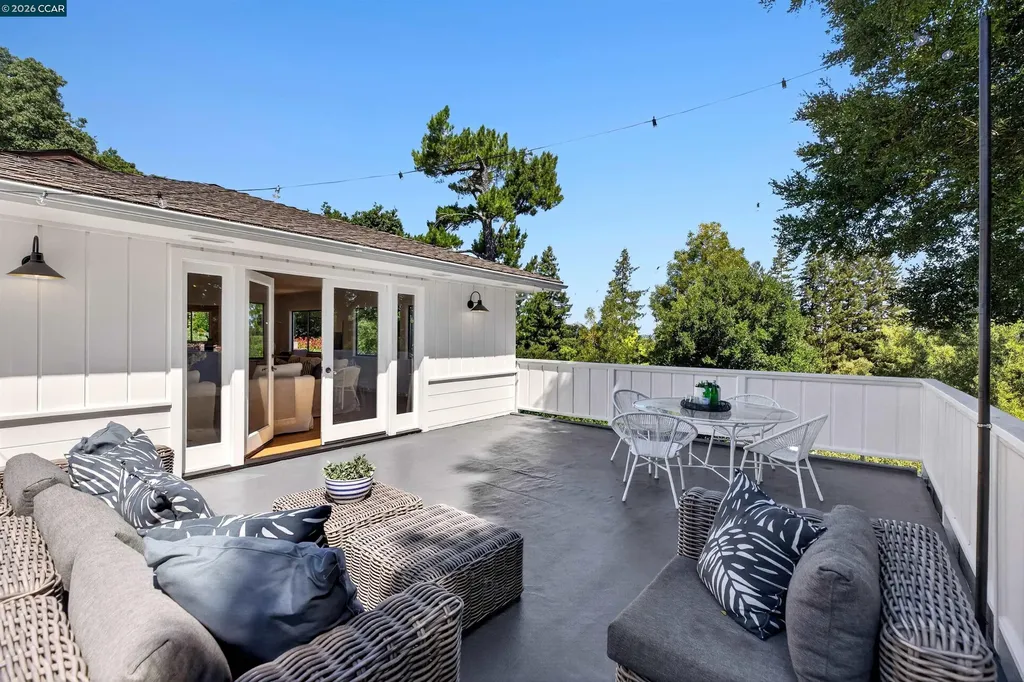 90 Loma Vista Drive Orinda CA 94563