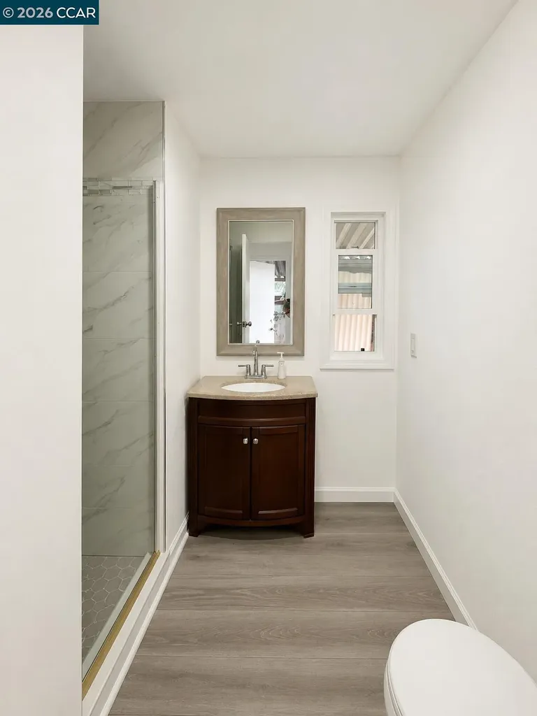 237 Orangevale Pittsburg CA 94565