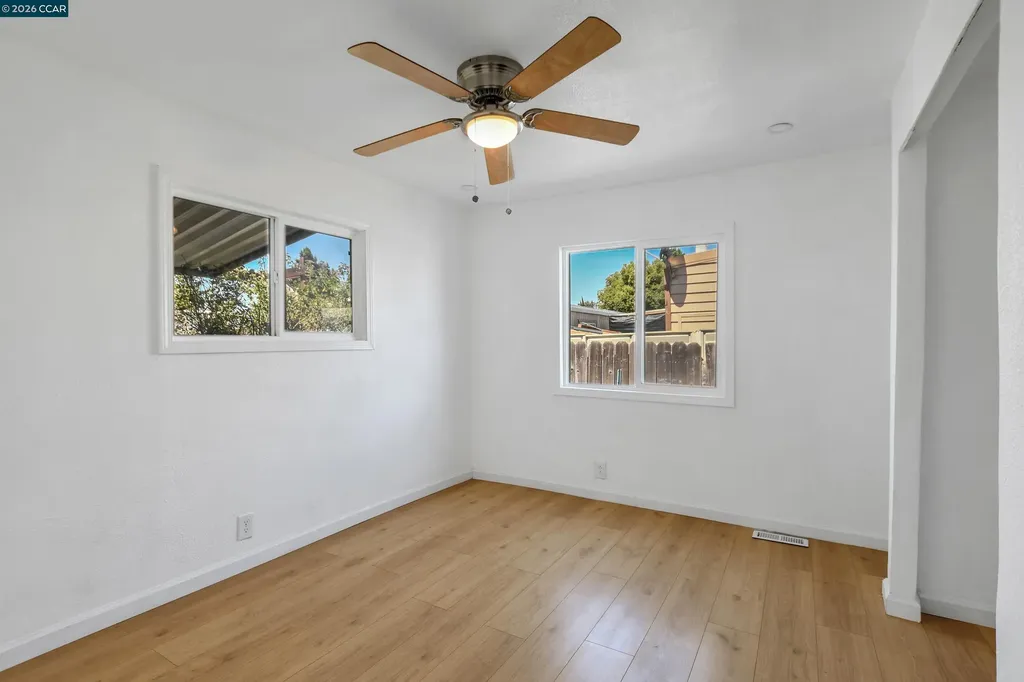 237 Orangevale Pittsburg CA 94565