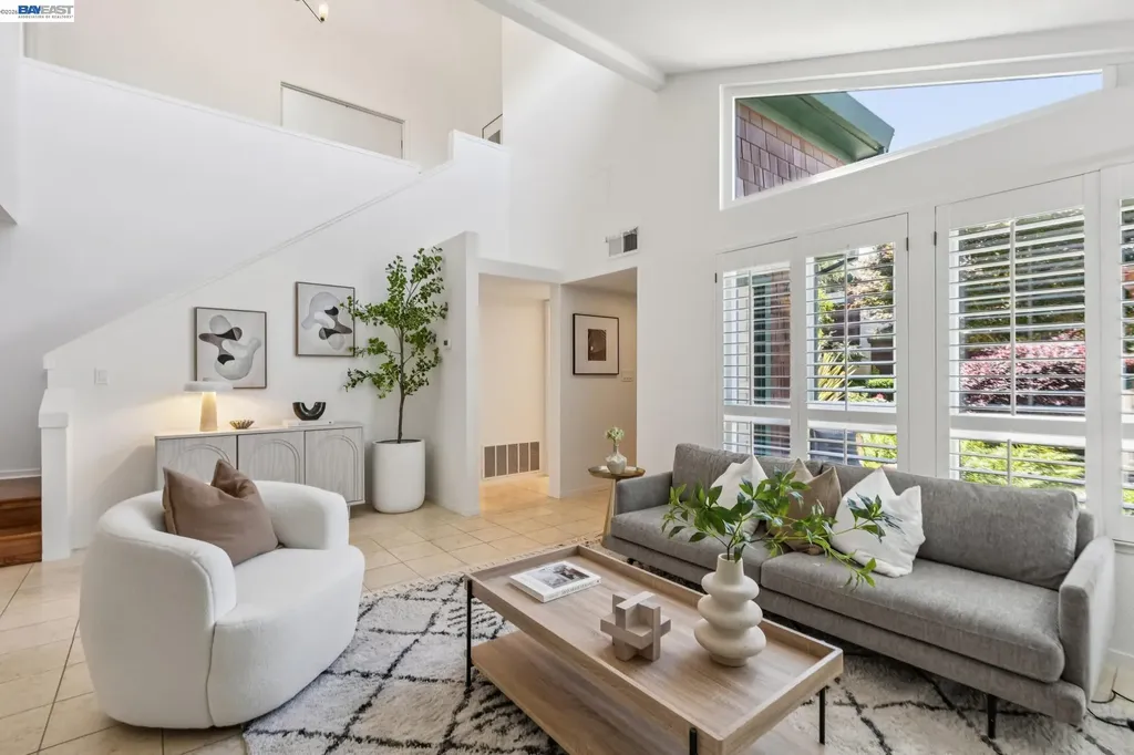 710 Lagunaria Lane Alameda CA 94502