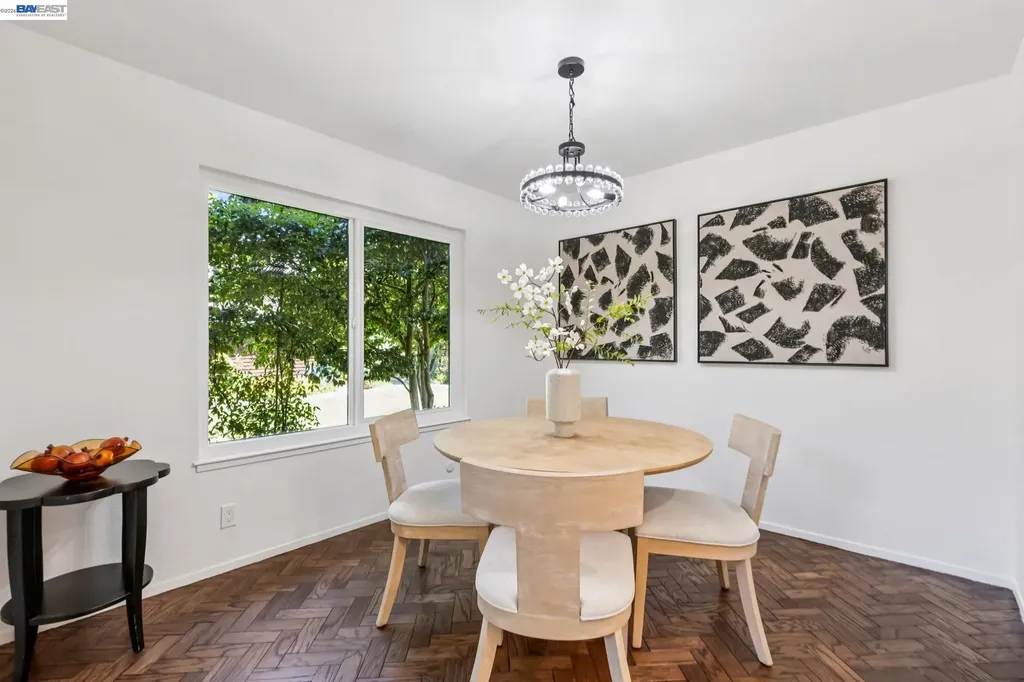 710 Lagunaria Lane Alameda CA 94502