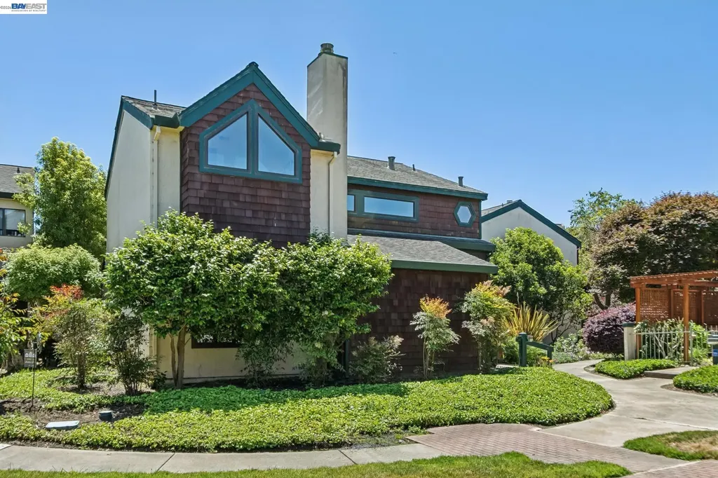 710 Lagunaria Lane Alameda CA 94502