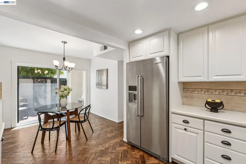 710 Lagunaria Lane Alameda CA 94502