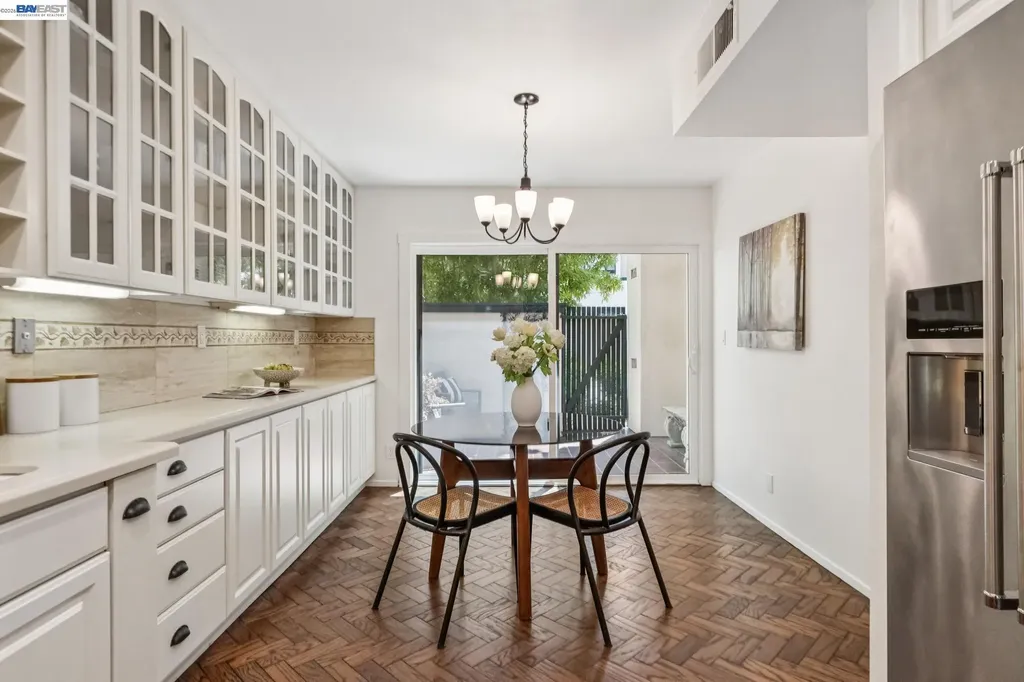 710 Lagunaria Lane Alameda CA 94502