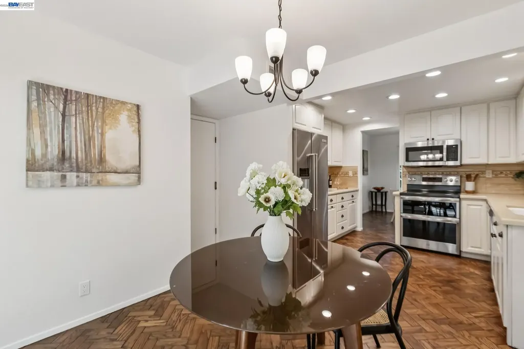 710 Lagunaria Lane Alameda CA 94502