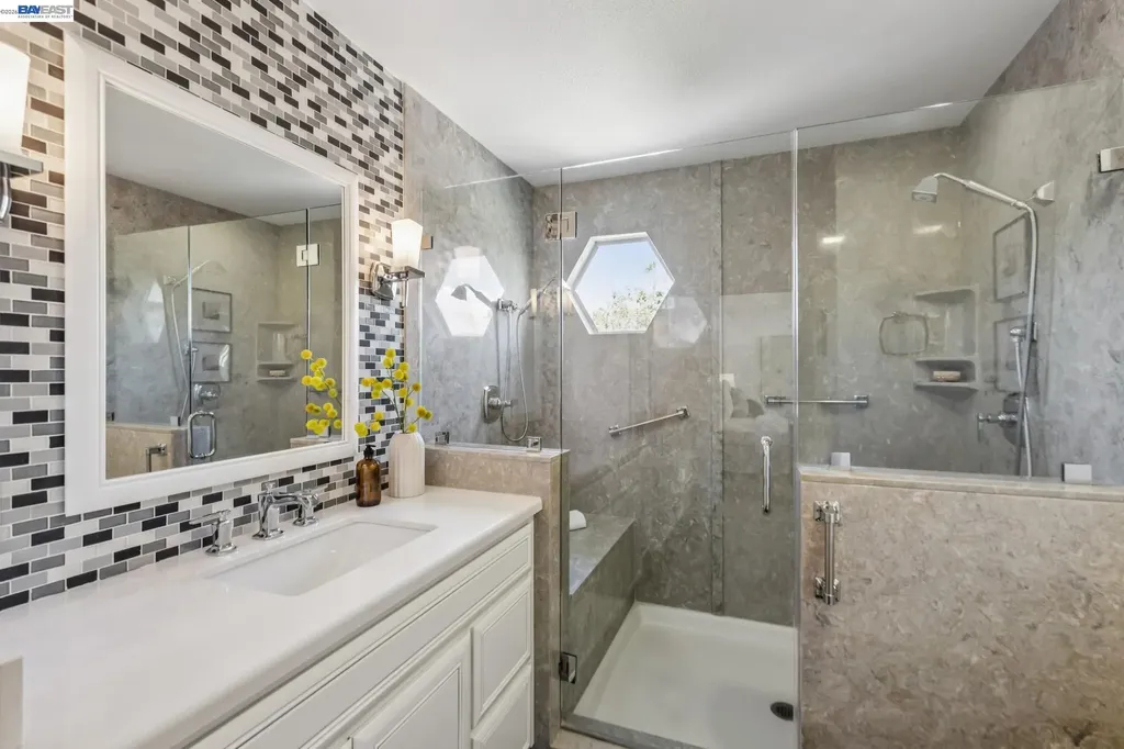 710 Lagunaria Lane Alameda CA 94502