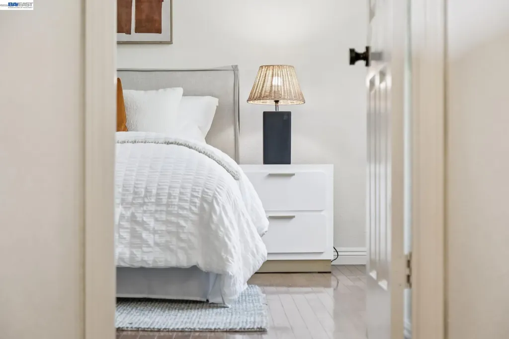 710 Lagunaria Lane Alameda CA 94502