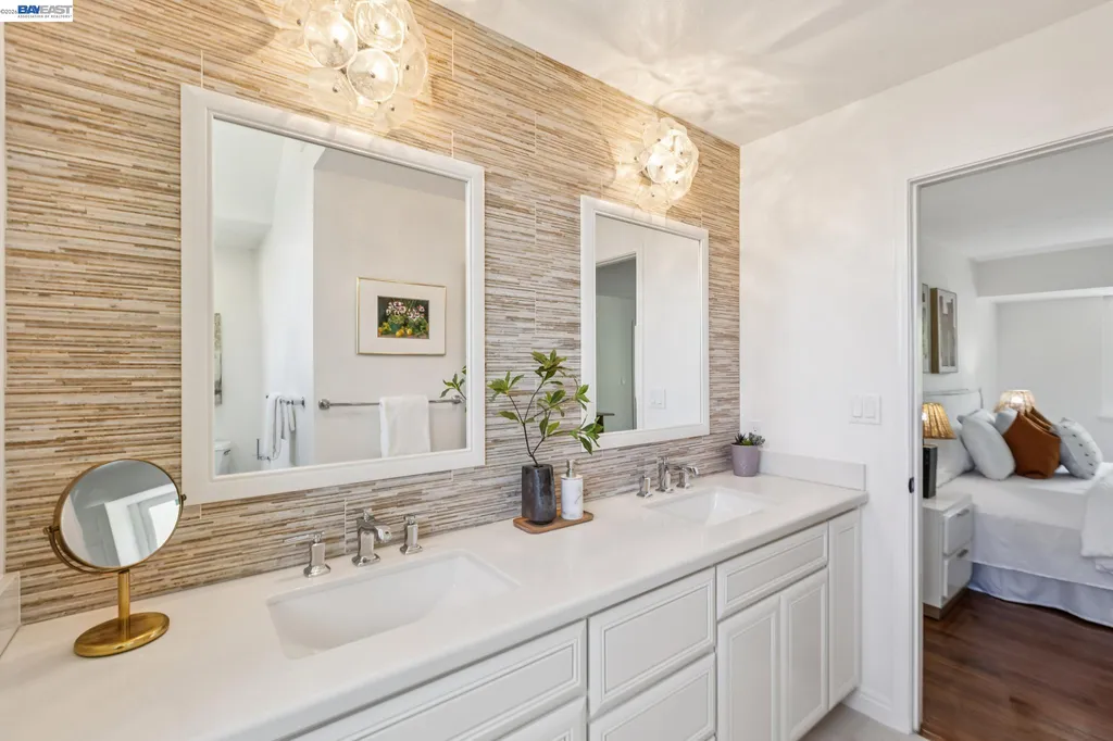 710 Lagunaria Lane Alameda CA 94502