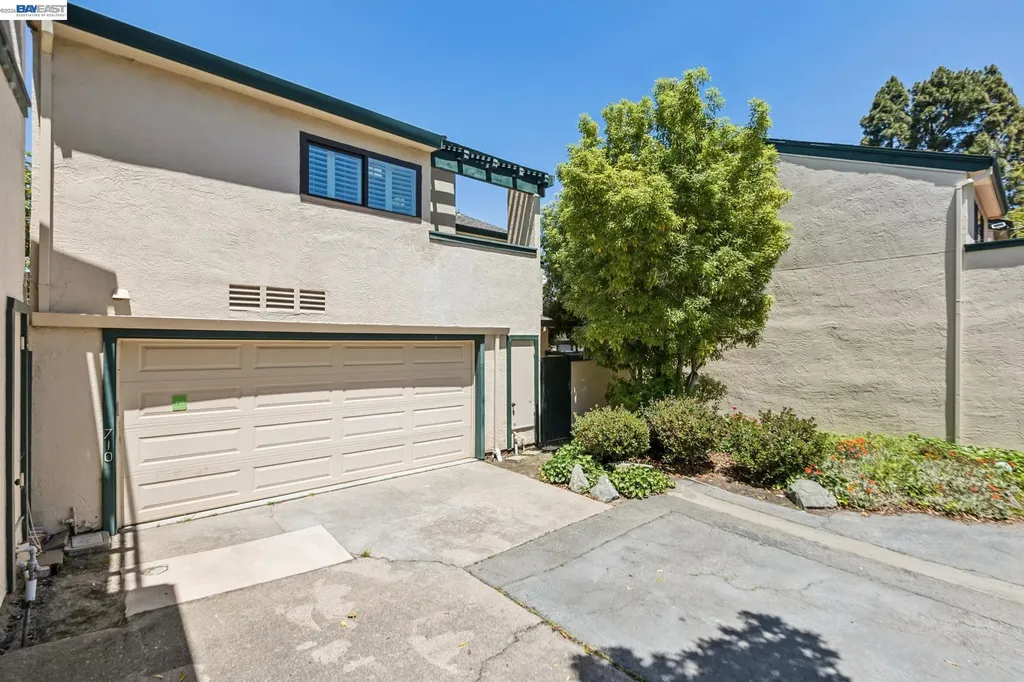 710 Lagunaria Lane Alameda CA 94502