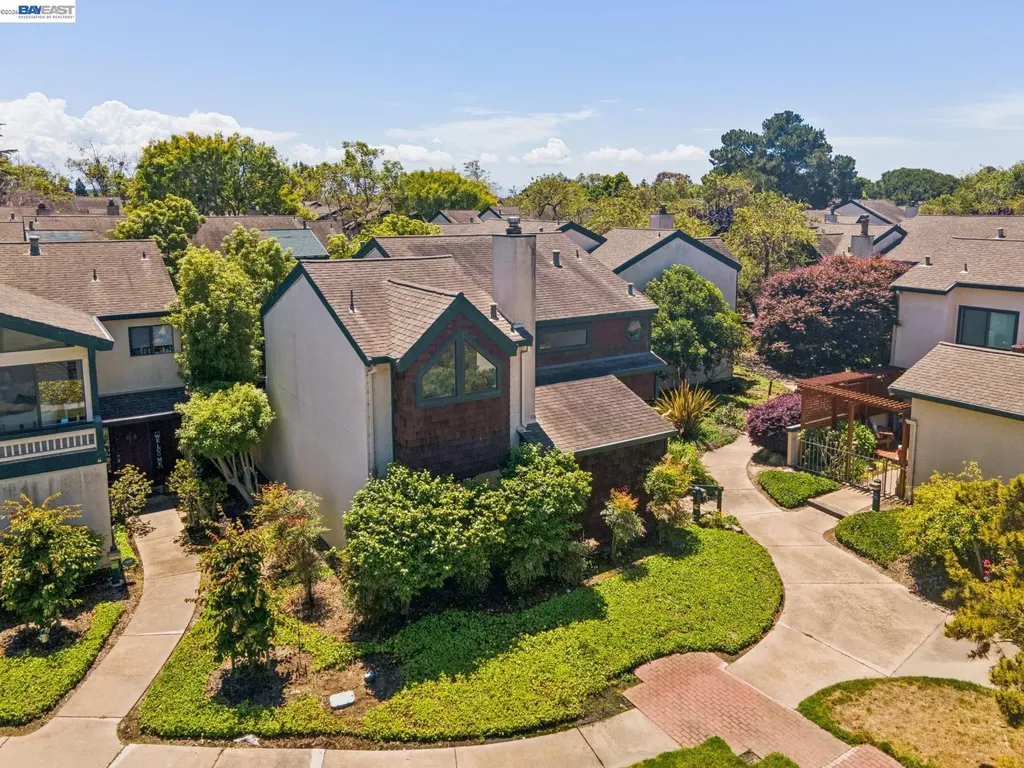 710 Lagunaria Lane Alameda CA 94502