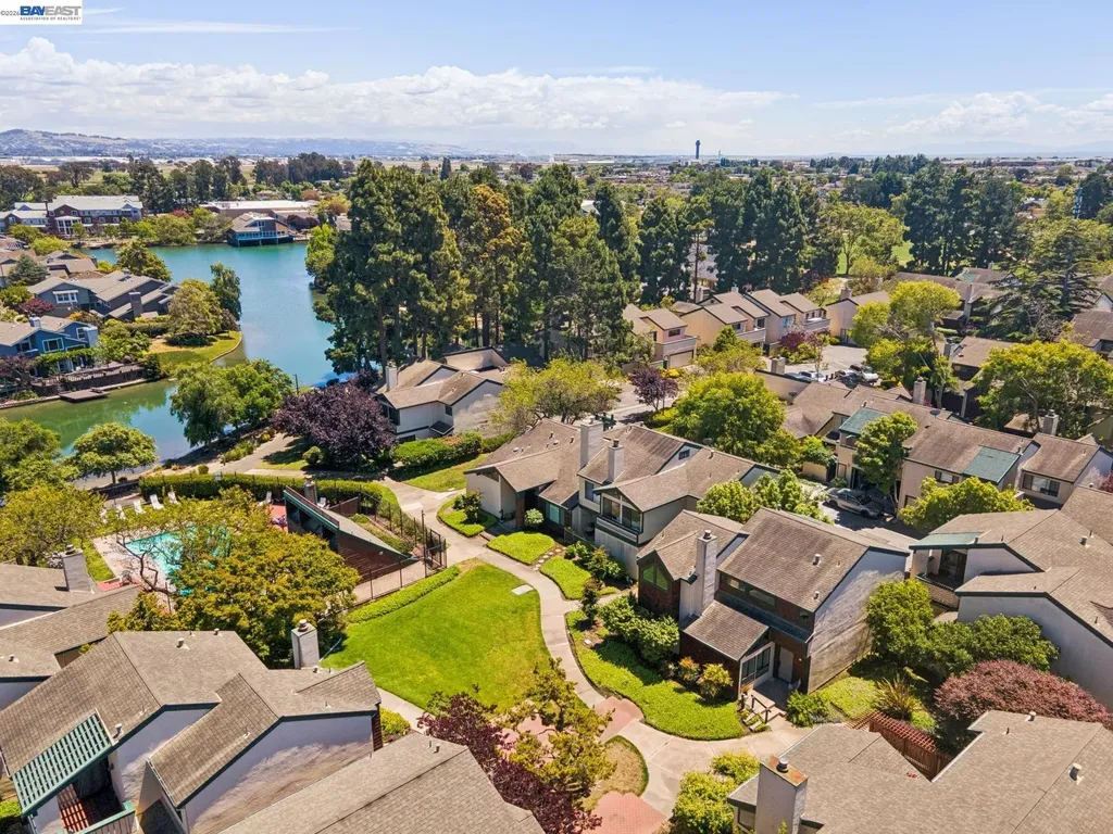 710 Lagunaria Lane Alameda CA 94502