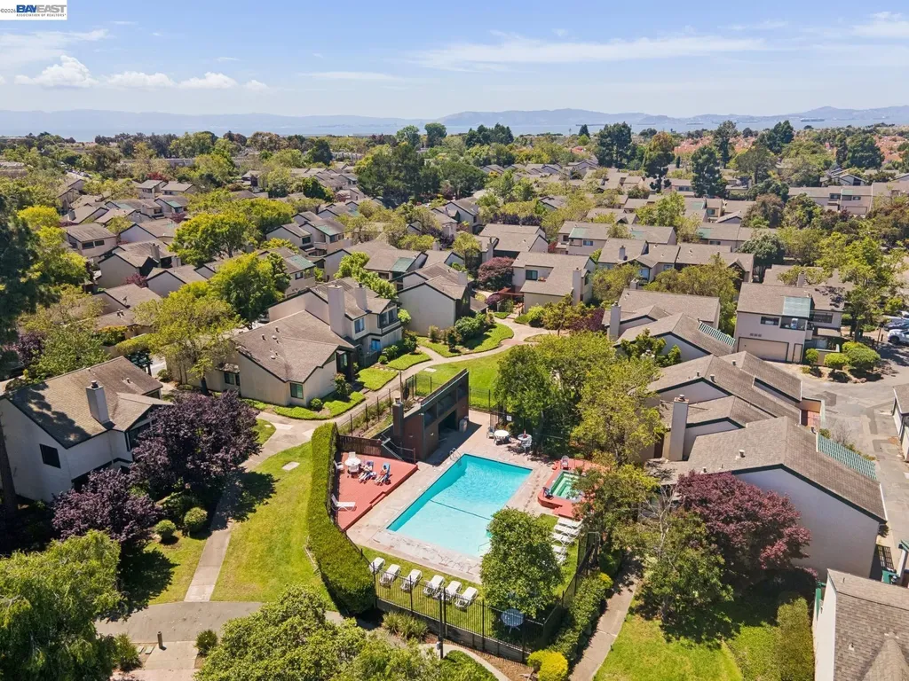 710 Lagunaria Lane Alameda CA 94502