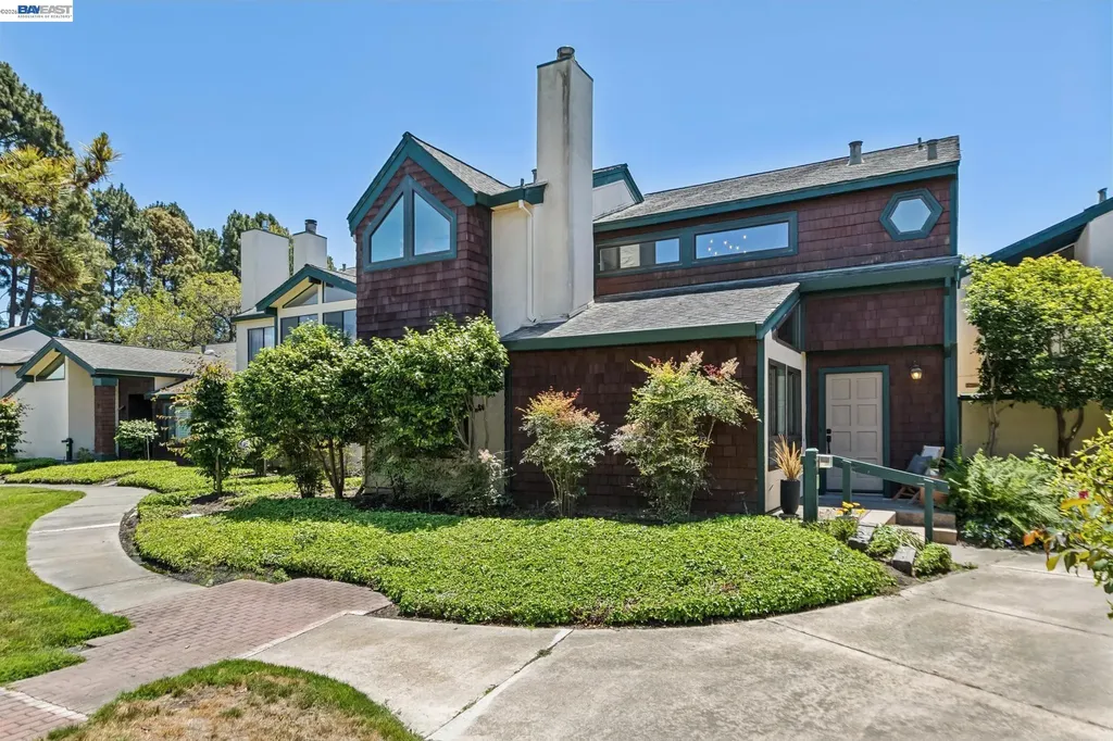 710 Lagunaria Lane Alameda CA 94502