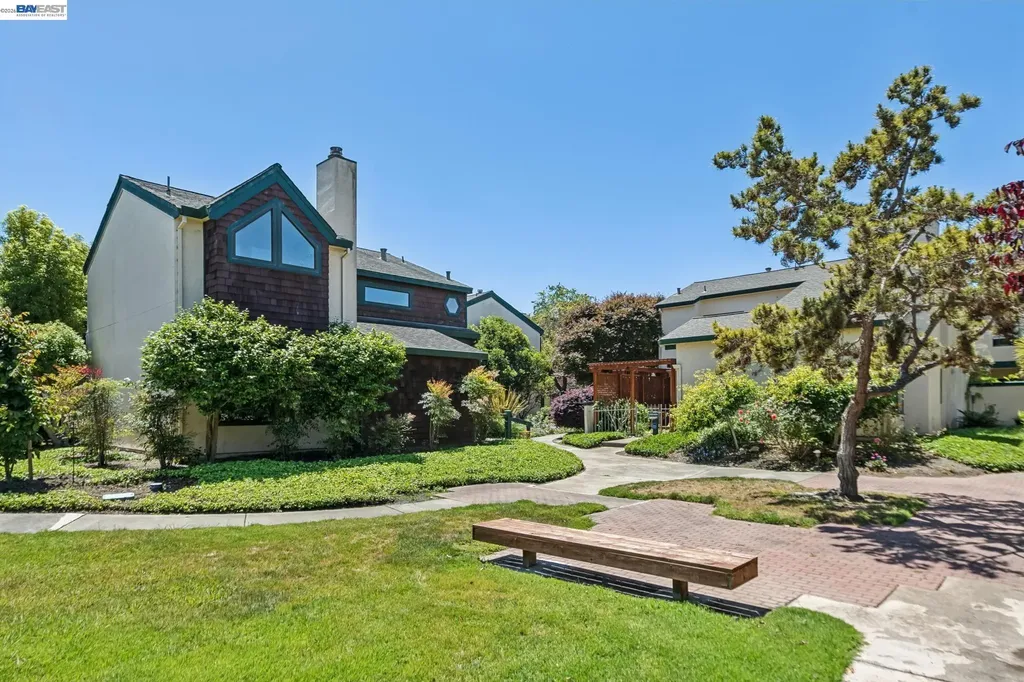 710 Lagunaria Lane Alameda CA 94502
