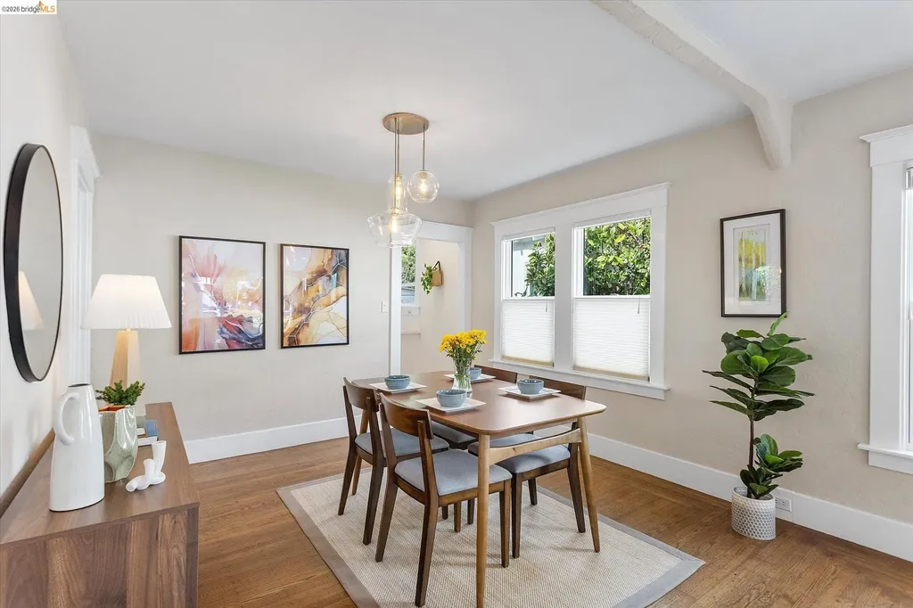 530 63rd Street Oakland CA 94609