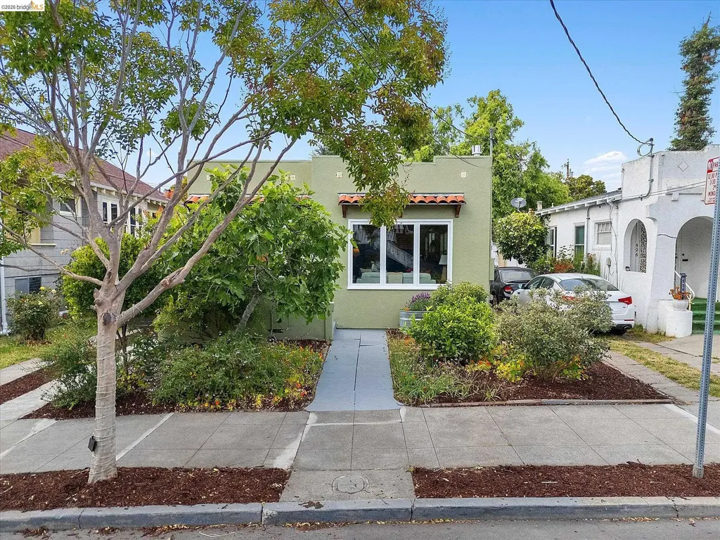 530 63rd Street Oakland CA 94609