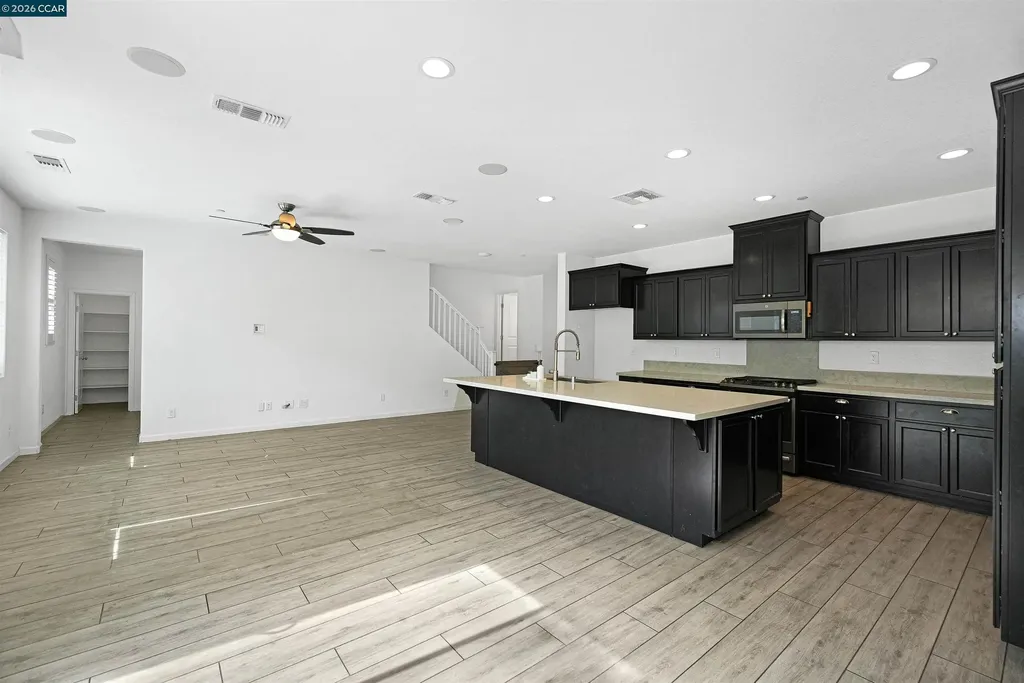531 Lavender Drive Vacaville CA 95687
