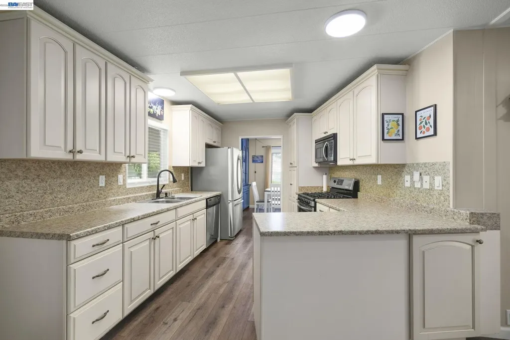 3231 Vineyard Ave., #70 Pleasanton CA 94566
