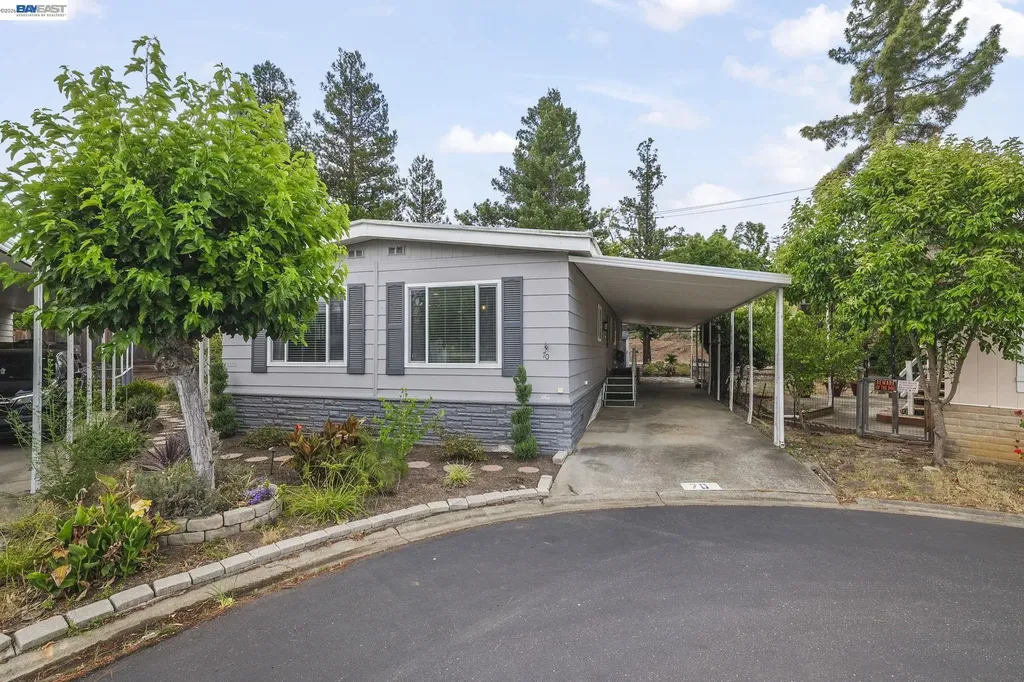 3231 Vineyard Ave., #70 Pleasanton CA 94566