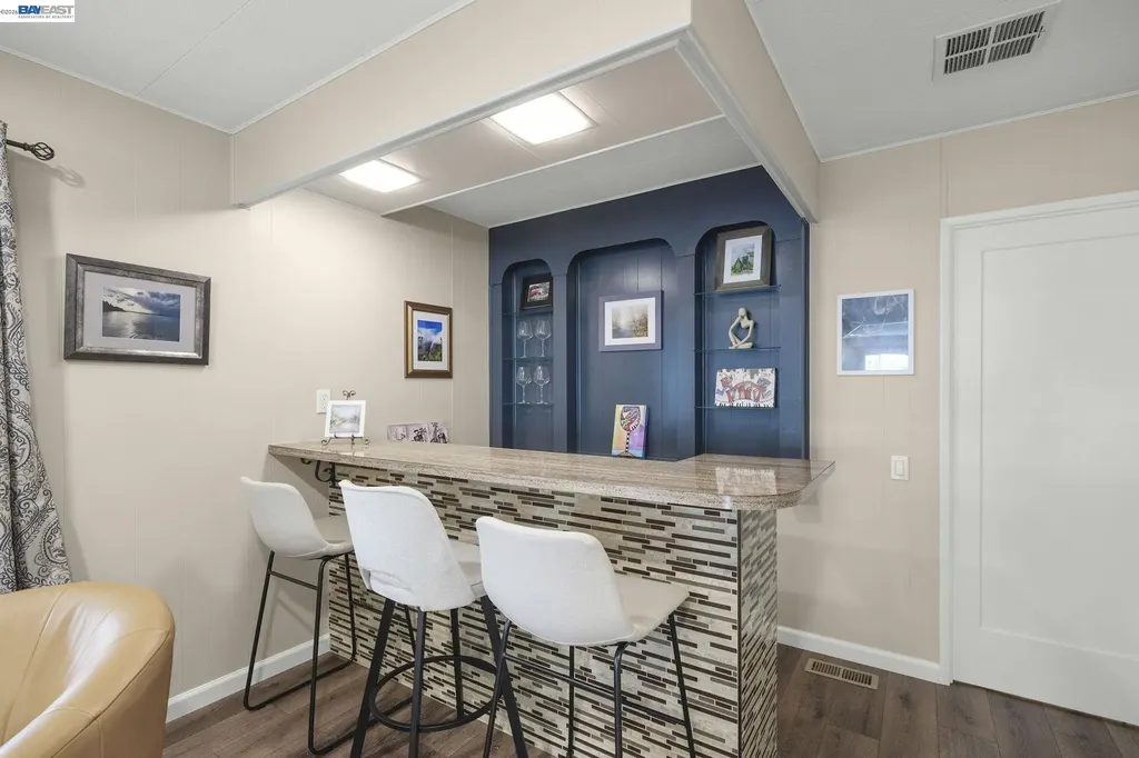 3231 Vineyard Ave., #70 Pleasanton CA 94566