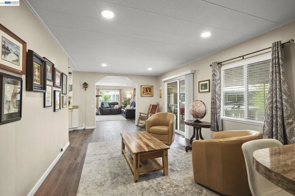 3231 Vineyard Ave., #70 Pleasanton CA 94566