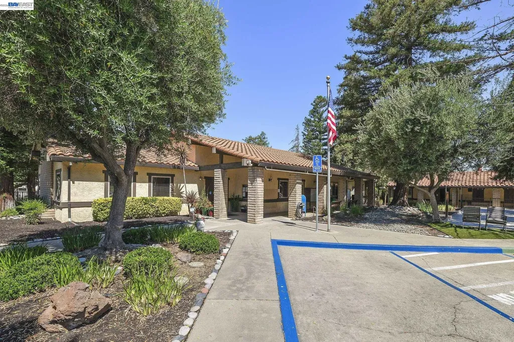 3231 Vineyard Ave., #70 Pleasanton CA 94566