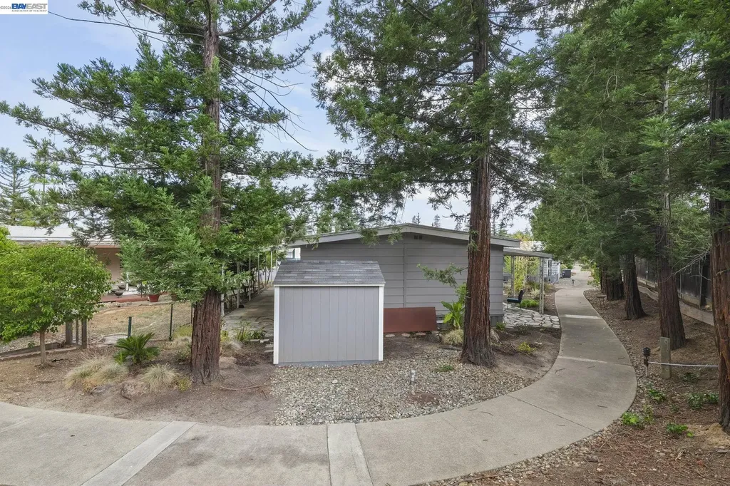 3231 Vineyard Ave., #70 Pleasanton CA 94566