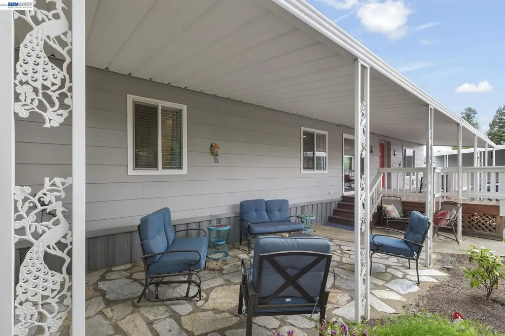 3231 Vineyard Ave., #70 Pleasanton CA 94566