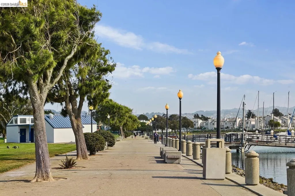 189 Schooner Court Richmond CA 94804