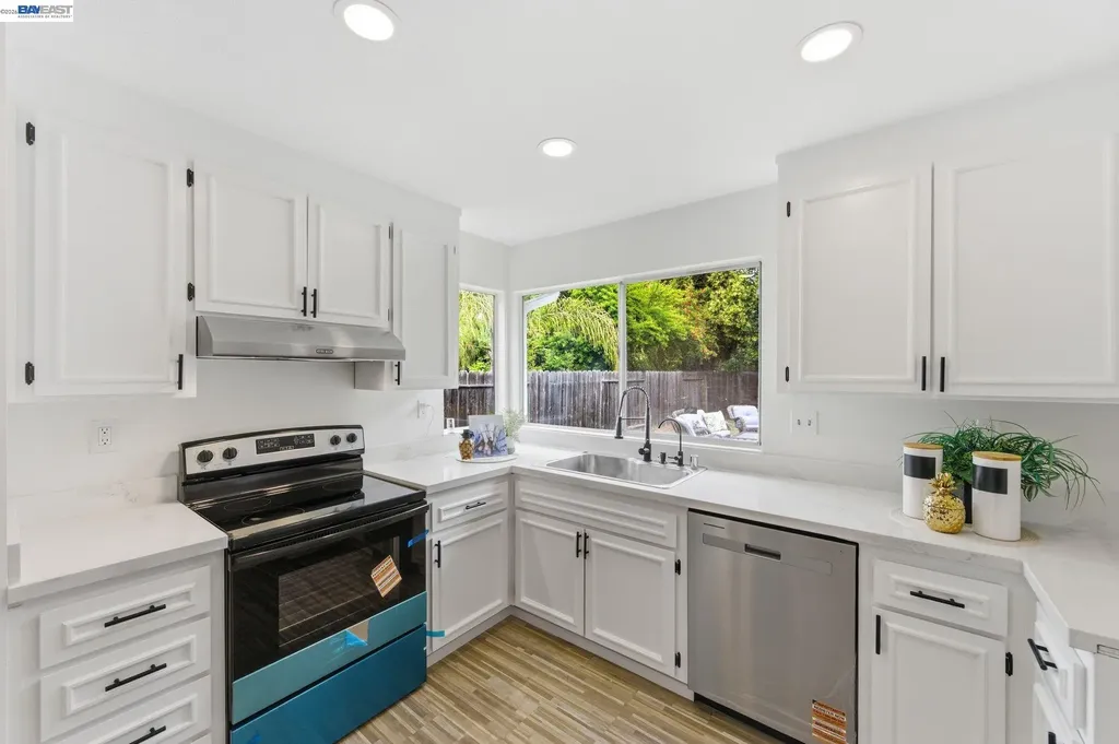 34042 Rowland Drive Fremont CA 94555