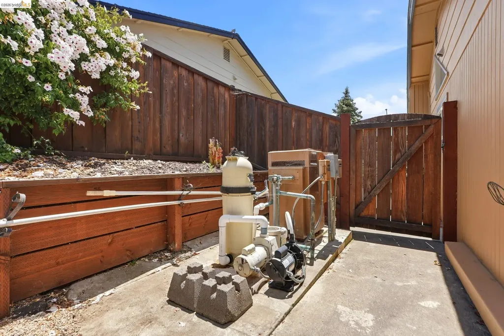 2662 Tamalpais Drive Pinole CA 94564